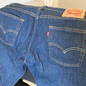 Levis 513s Slim Straight